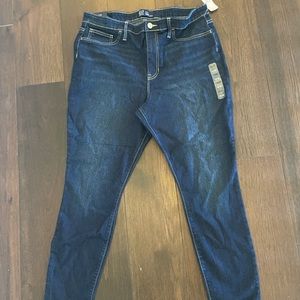 NWT! Gap Jeans 👖